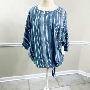Cute tie front top NWT